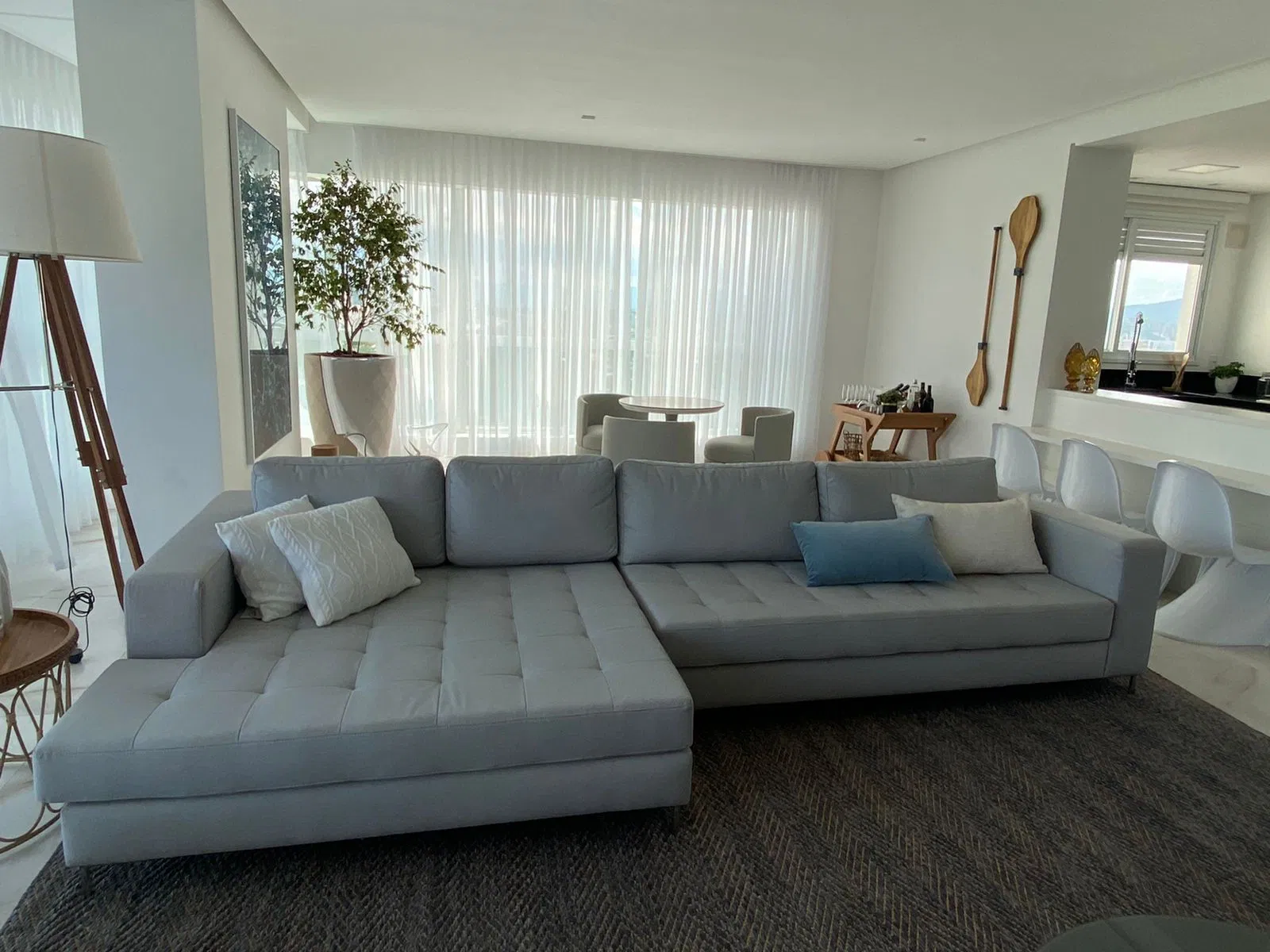 Apartamento no Ed. Marina Beach Towers na Barra Sul em Balneário Camboriú - foto 16
