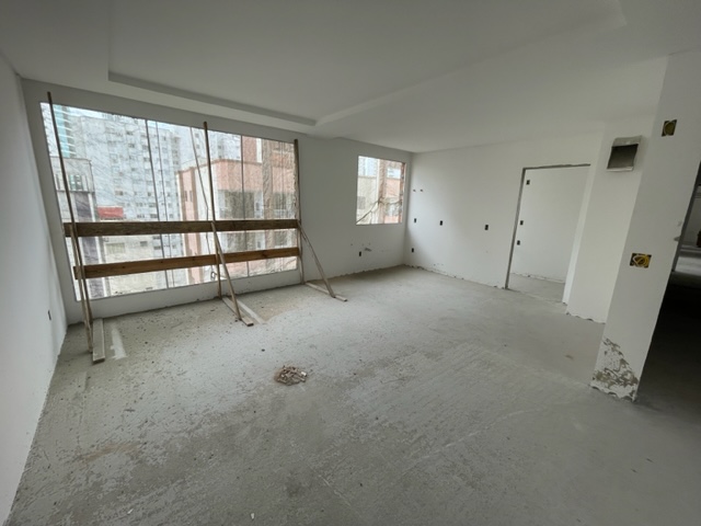 Apartamento no Ed. Villa Alba em Balneário Camboriú - foto 2