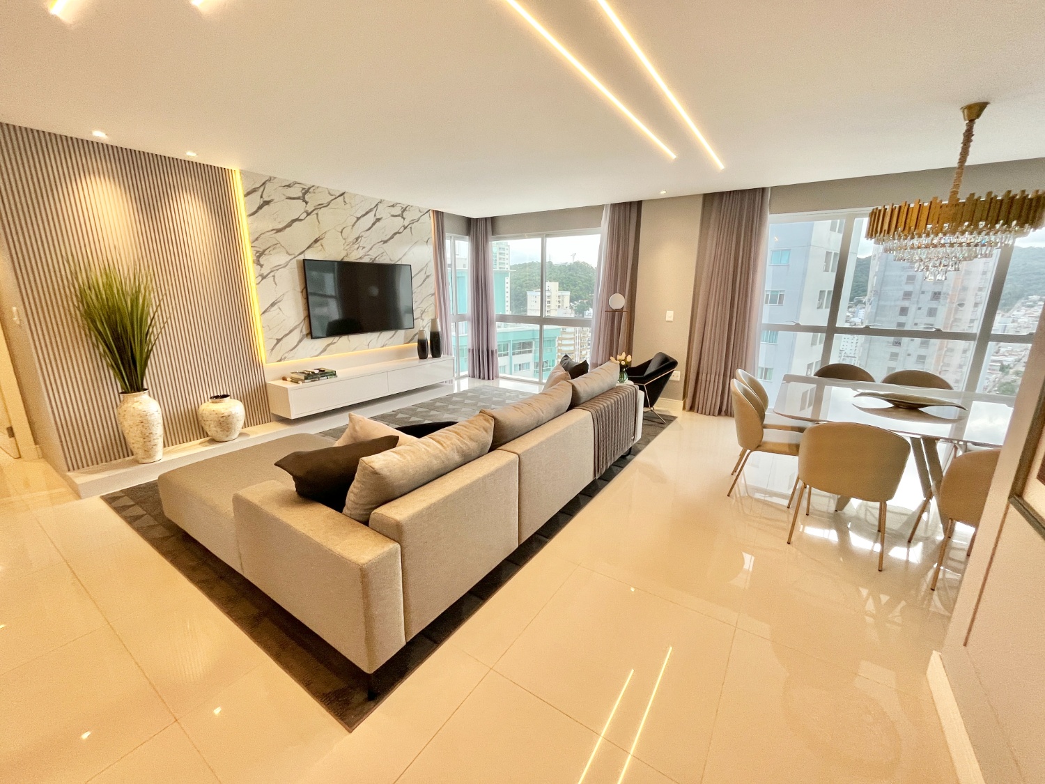 Apartamento no Edifício Acqualina em Balneário Camboriú - foto 2
