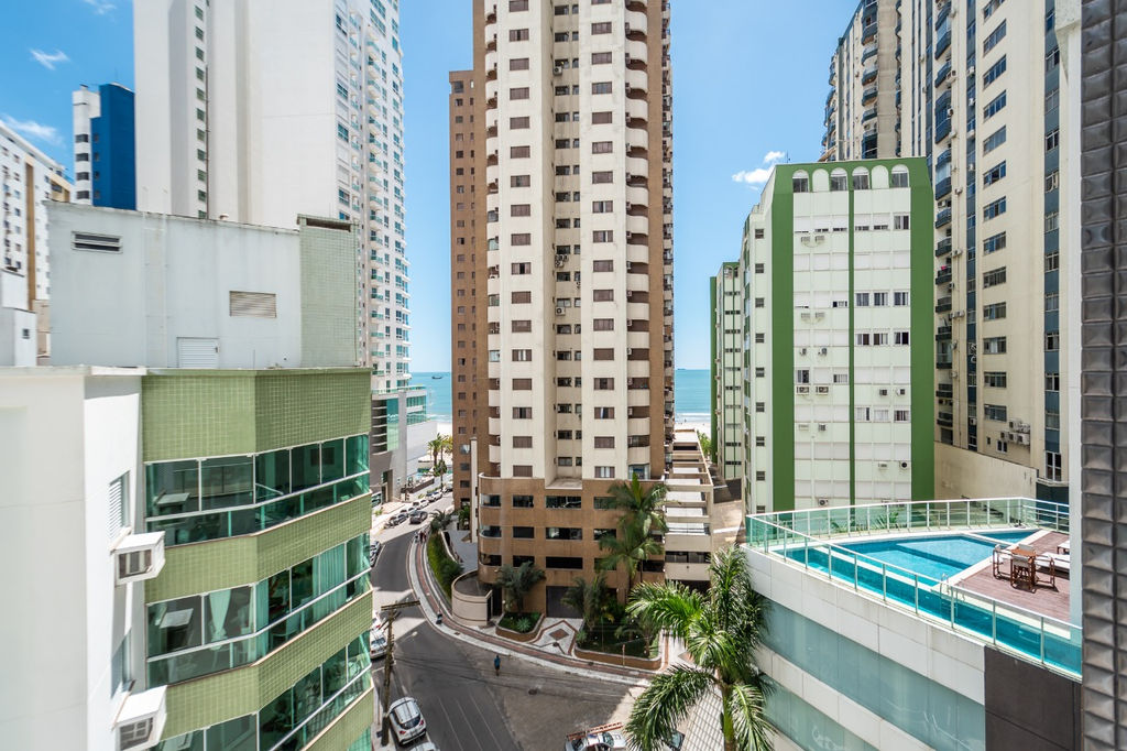 Apartamento no Ed. Residencial Bréscia em Balneário Camboriú - foto 5