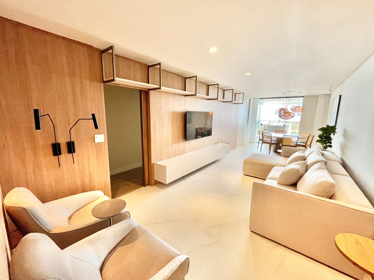 Apartamento no Ed. Surfers Paradise Residence na Praia Brava - foto 9