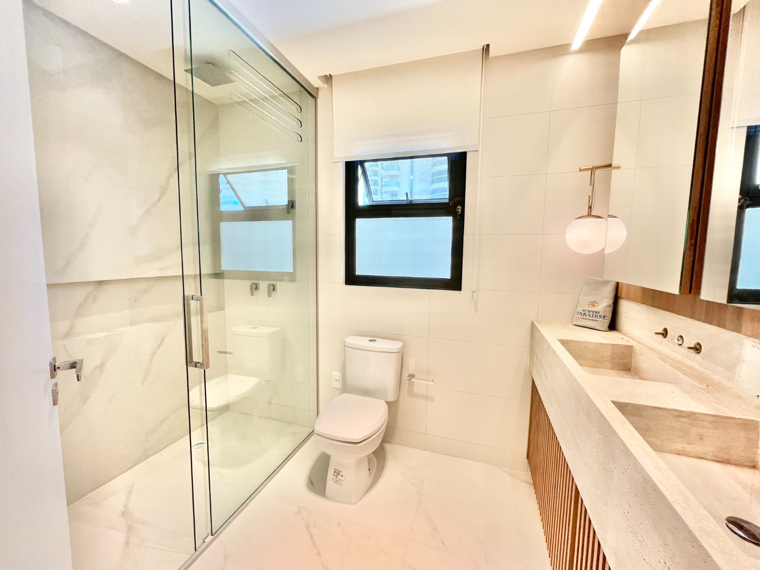 Apartamento no Ed. Surfers Paradise Residence na Praia Brava - foto 16