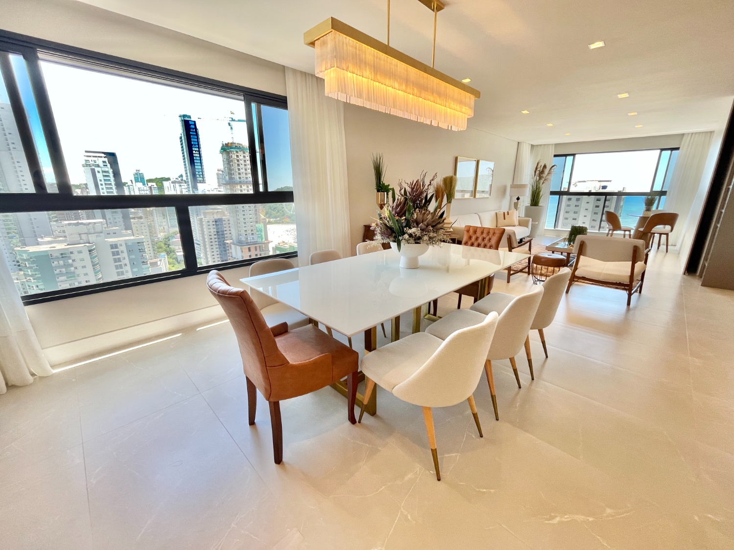 Apartamento no Ed. Mueller Ocean Club em Balneário Camboriú - foto 5