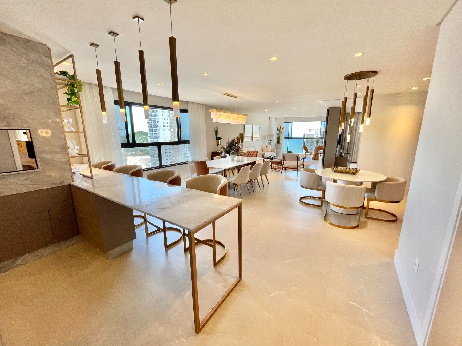 Apartamento no Ed. Mueller Ocean Club em Balneário Camboriú - foto 6