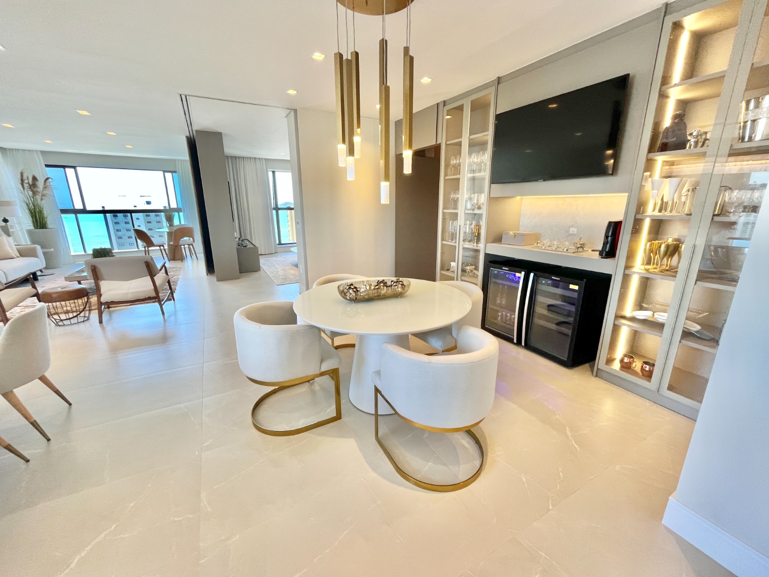 Apartamento no Ed. Mueller Ocean Club em Balneário Camboriú - foto 7