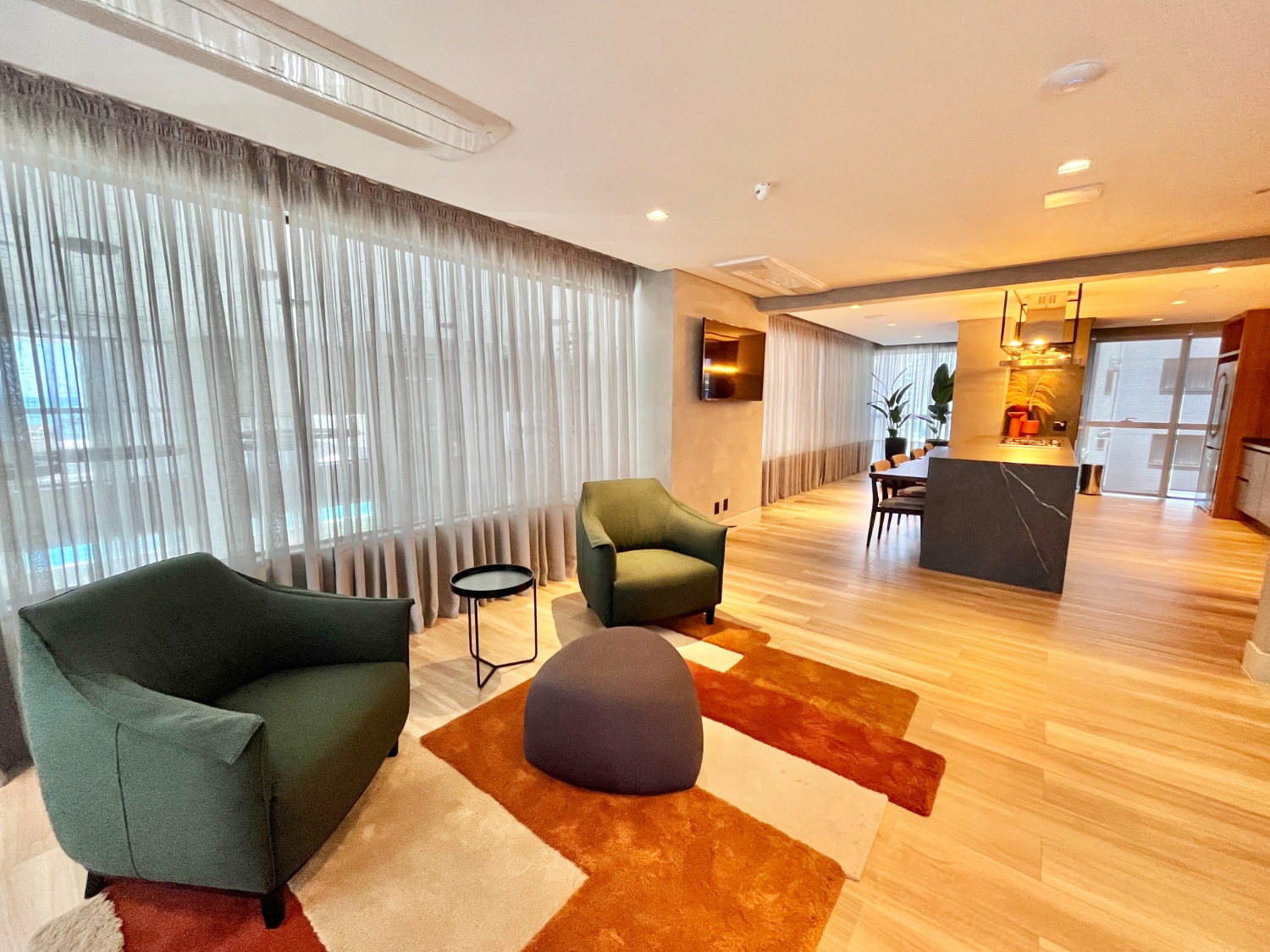 Apartamento no Ed. Mueller Ocean Club em Balneário Camboriú - foto 10