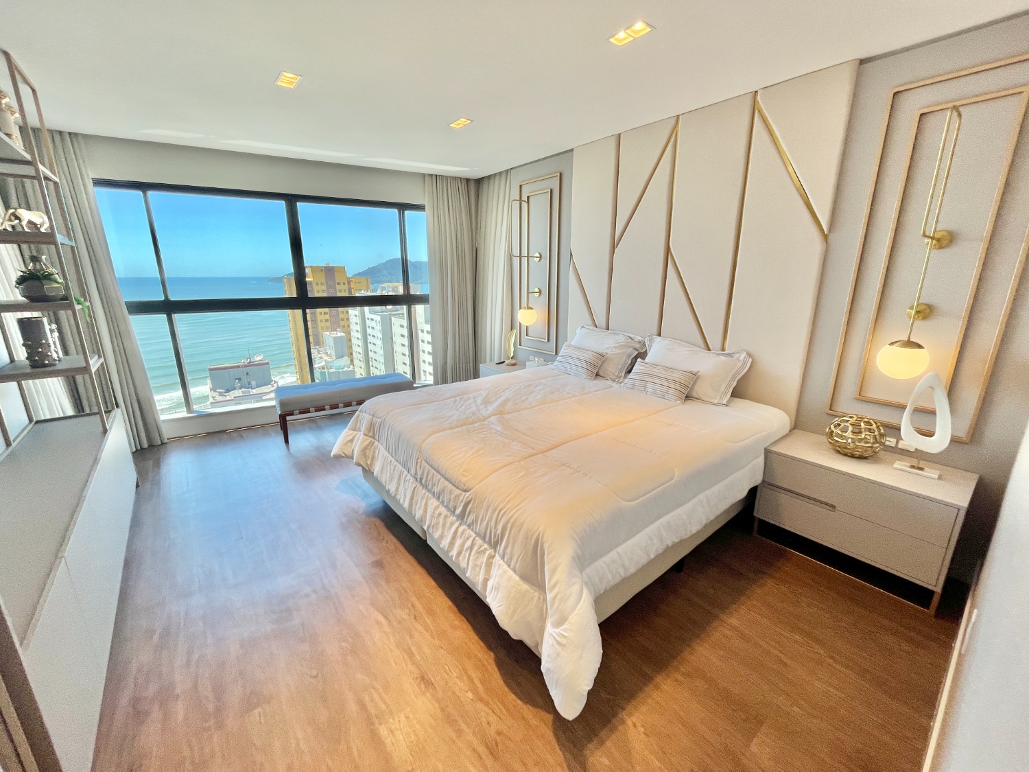 Apartamento no Ed. Mueller Ocean Club em Balneário Camboriú - foto 11