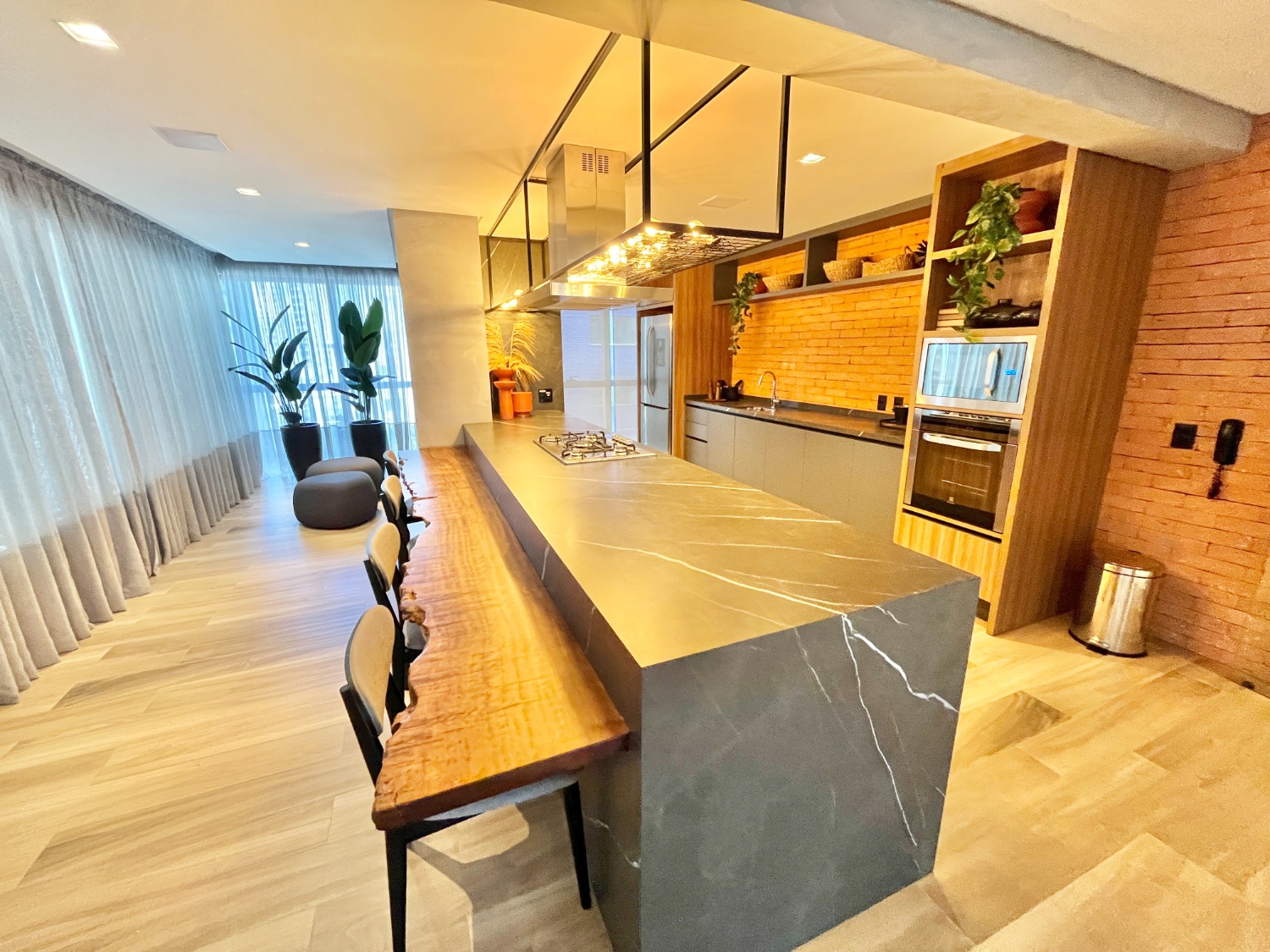 Apartamento no Ed. Mueller Ocean Club em Balneário Camboriú - foto 22