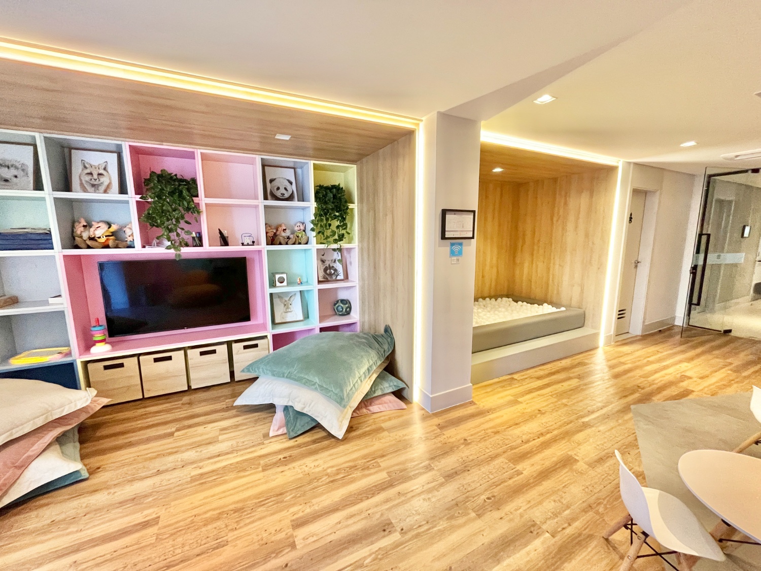 Apartamento no Ed. Mueller Ocean Club em Balneário Camboriú - foto 26