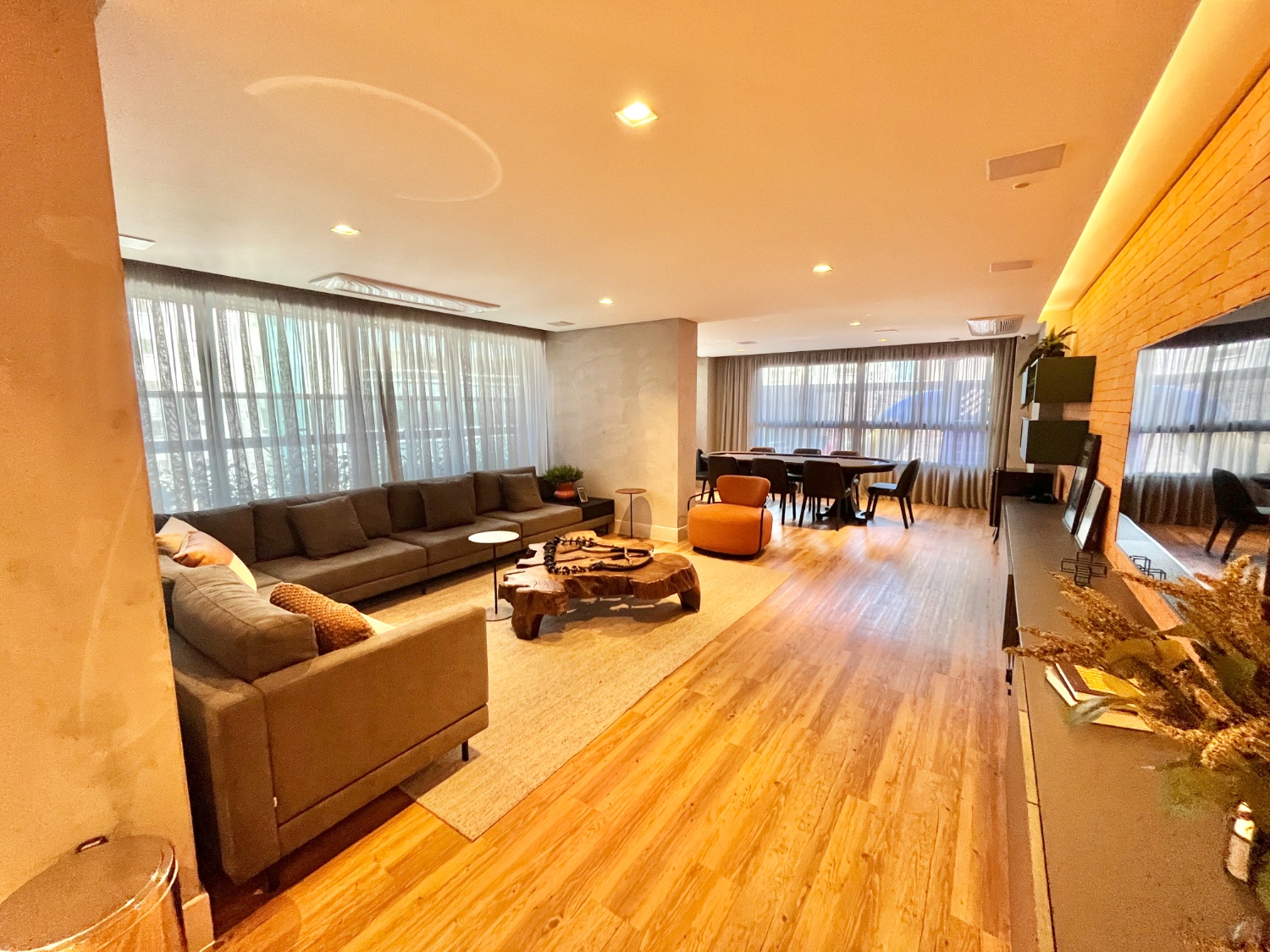 Apartamento no Ed. Mueller Ocean Club em Balneário Camboriú - foto 37