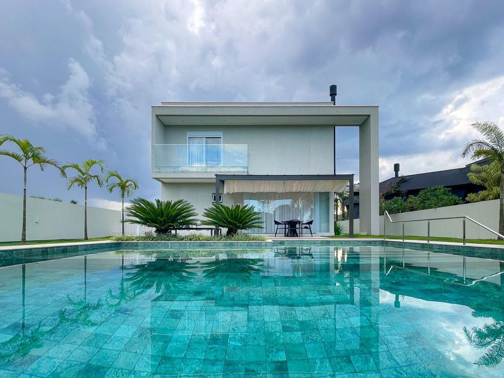 Casa no Condomínio Reserva Camboriú Yacht & Golf em Camboriú