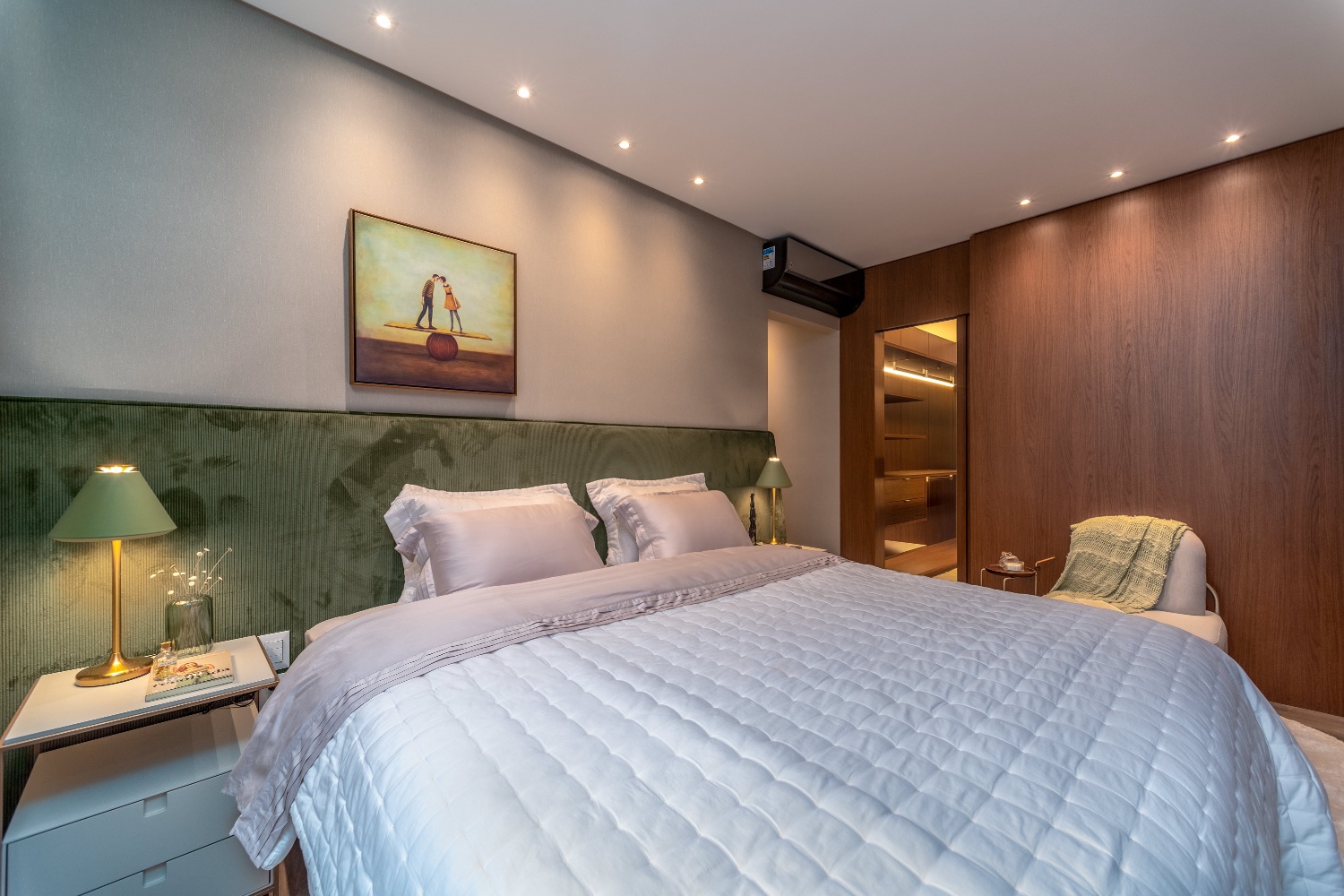 Apartamento no Ed. Ibiza Towers em Balneário Camboriú - foto 25