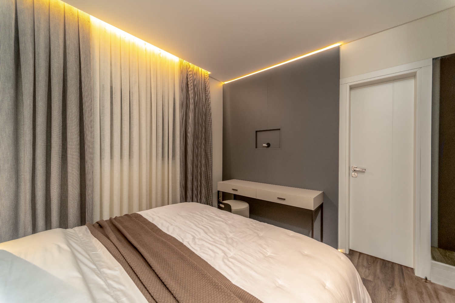 Apartamento no Ed. Ibiza Towers em Balneário Camboriú - foto 39