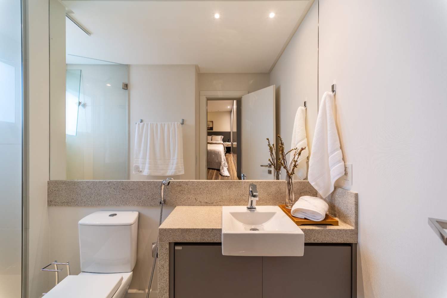 Apartamento no Ed. Ibiza Towers em Balneário Camboriú - foto 40