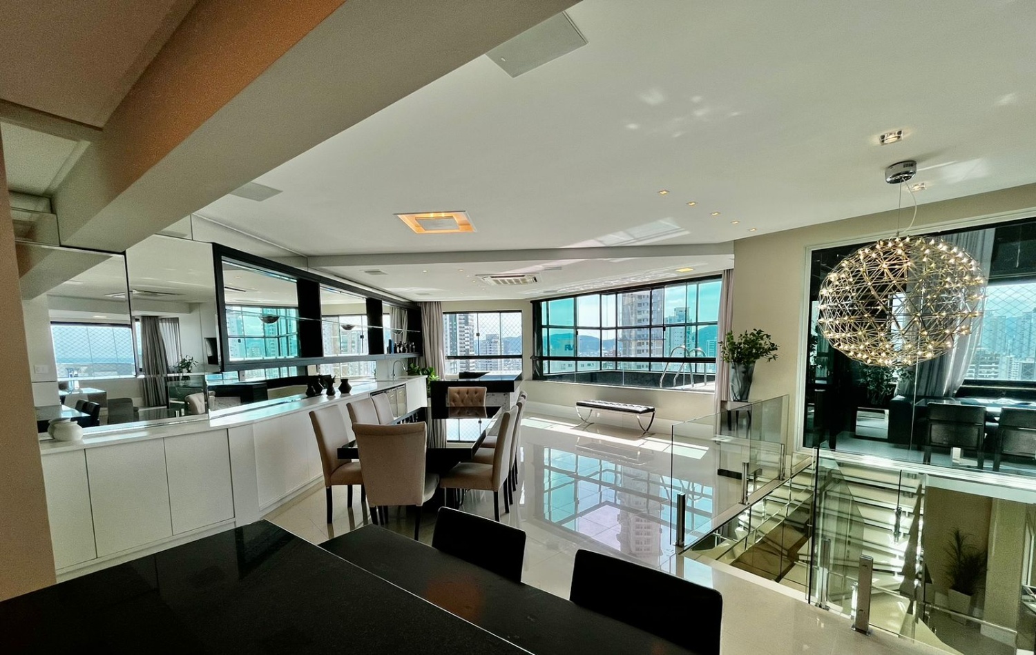 Cobertura Duplex no Ed. Grand Royale em Balneário Camboriú - foto 10