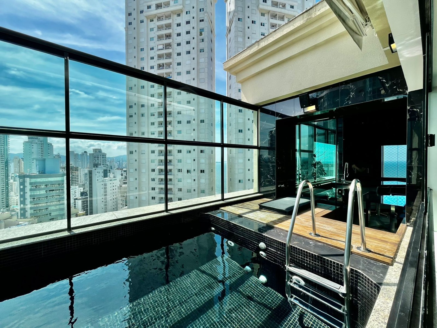 Cobertura Duplex no Ed. Grand Royale em Balneário Camboriú - foto 18