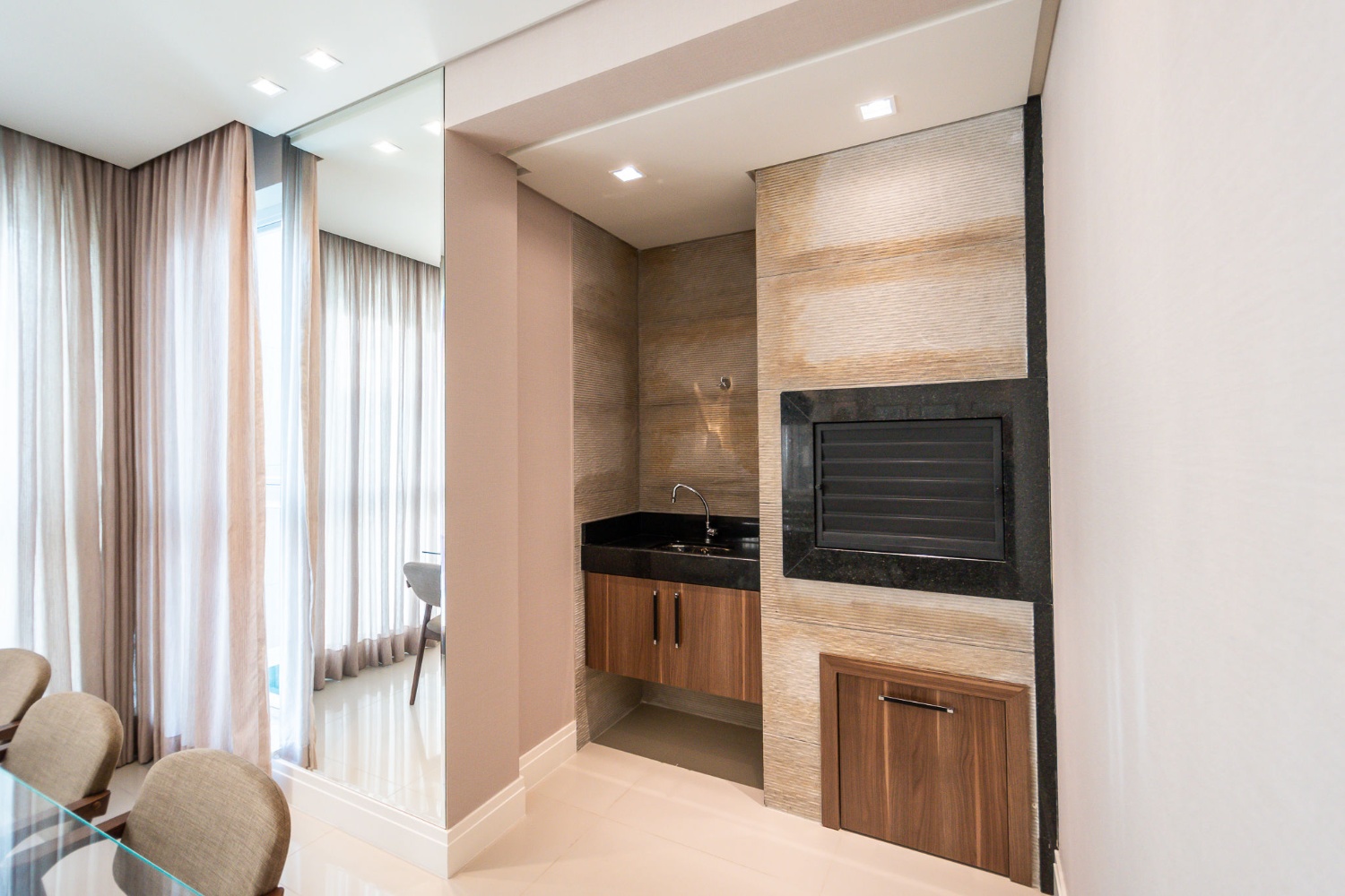 Apartamento no Ed. Palm Beach em Balneário Camboriú - foto 7