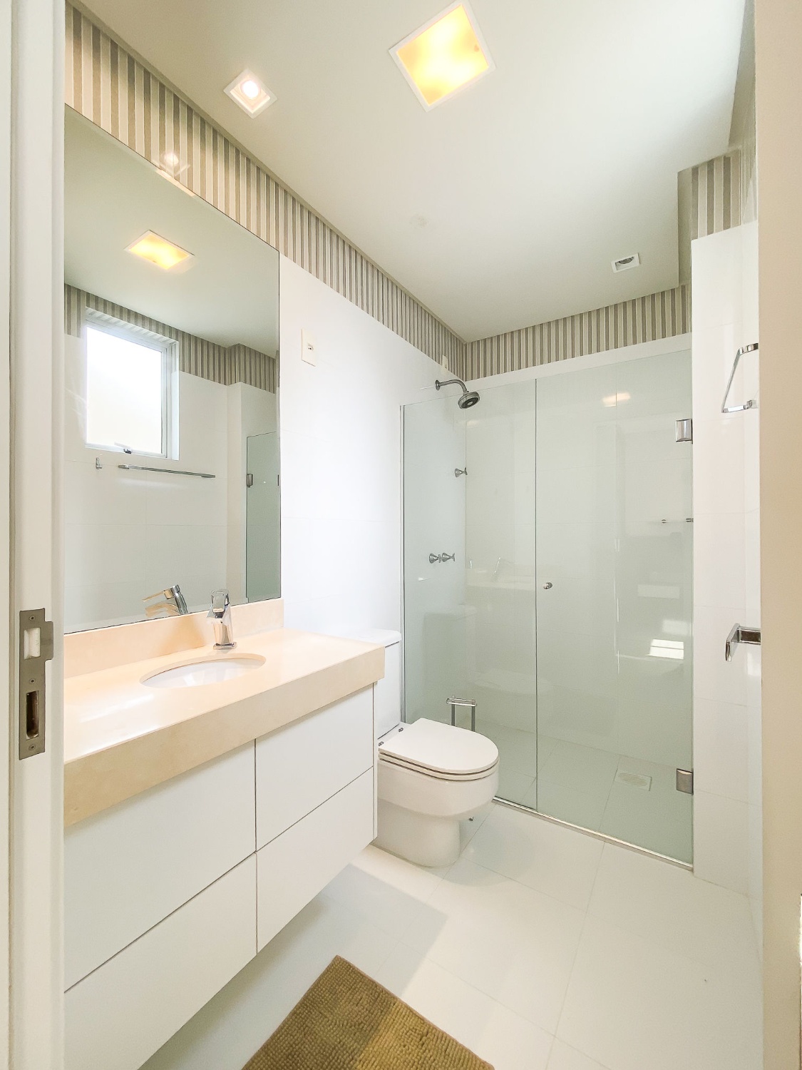 Apartamento no Ed. Palm Beach em Balneário Camboriú - foto 21