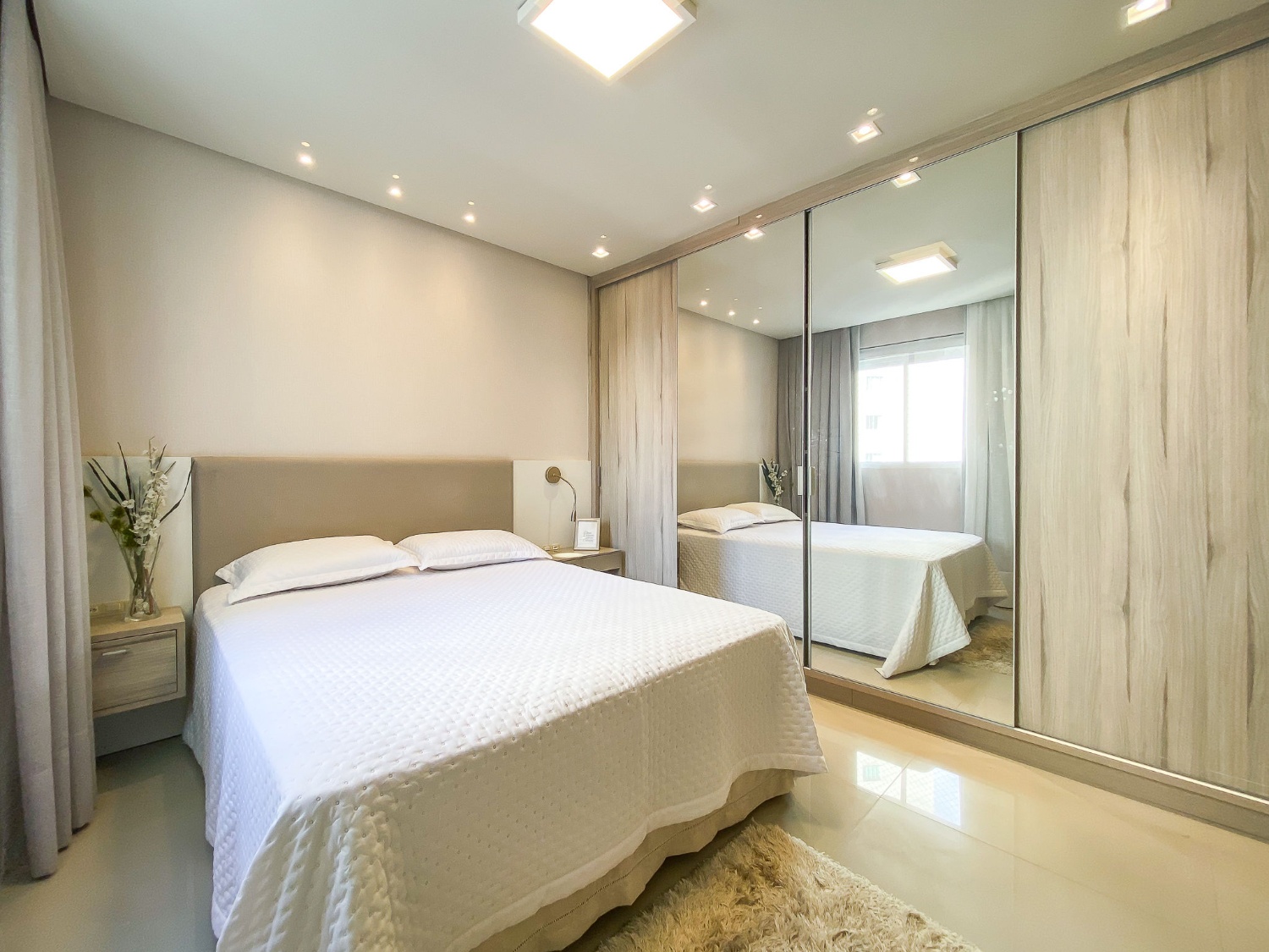 Apartamento no Ed. Palm Beach em Balneário Camboriú - foto 22