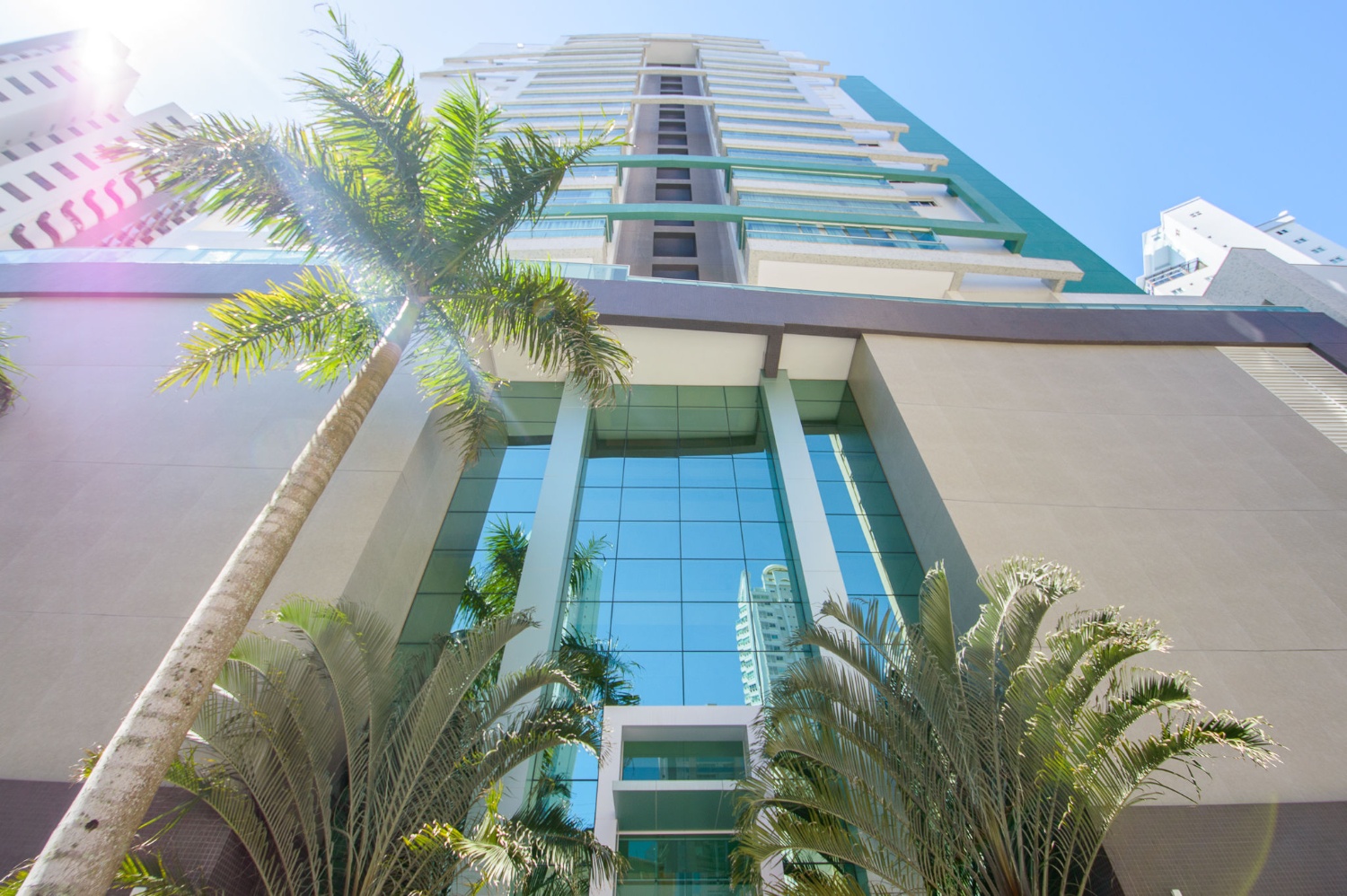 Apartamento no Ed. Palm Beach em Balneário Camboriú - foto 25