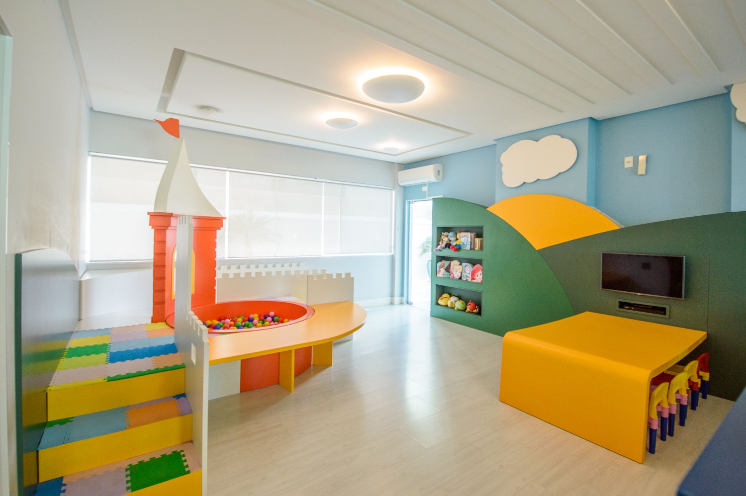 Apartamento no Ed. Palm Beach em Balneário Camboriú - foto 28