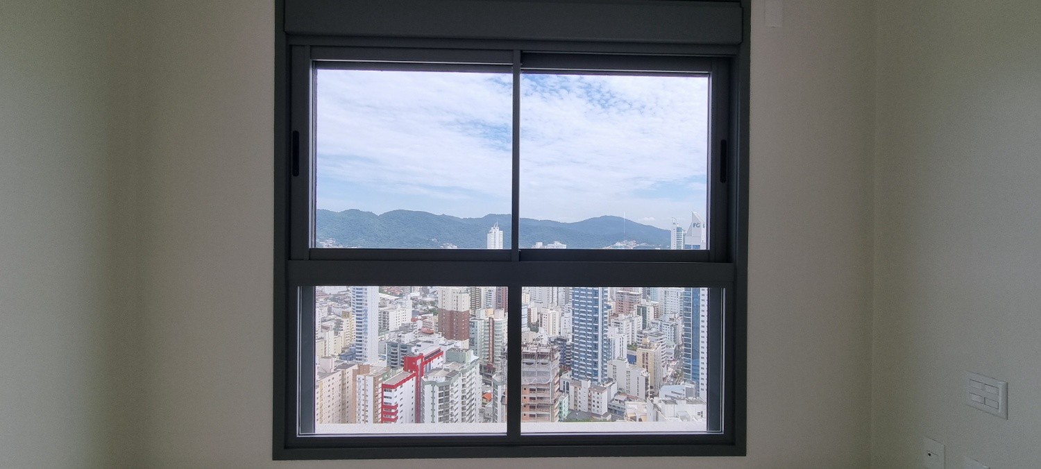Apartamento no Edifício New York Apartments em Balneário Camboriú - foto 12