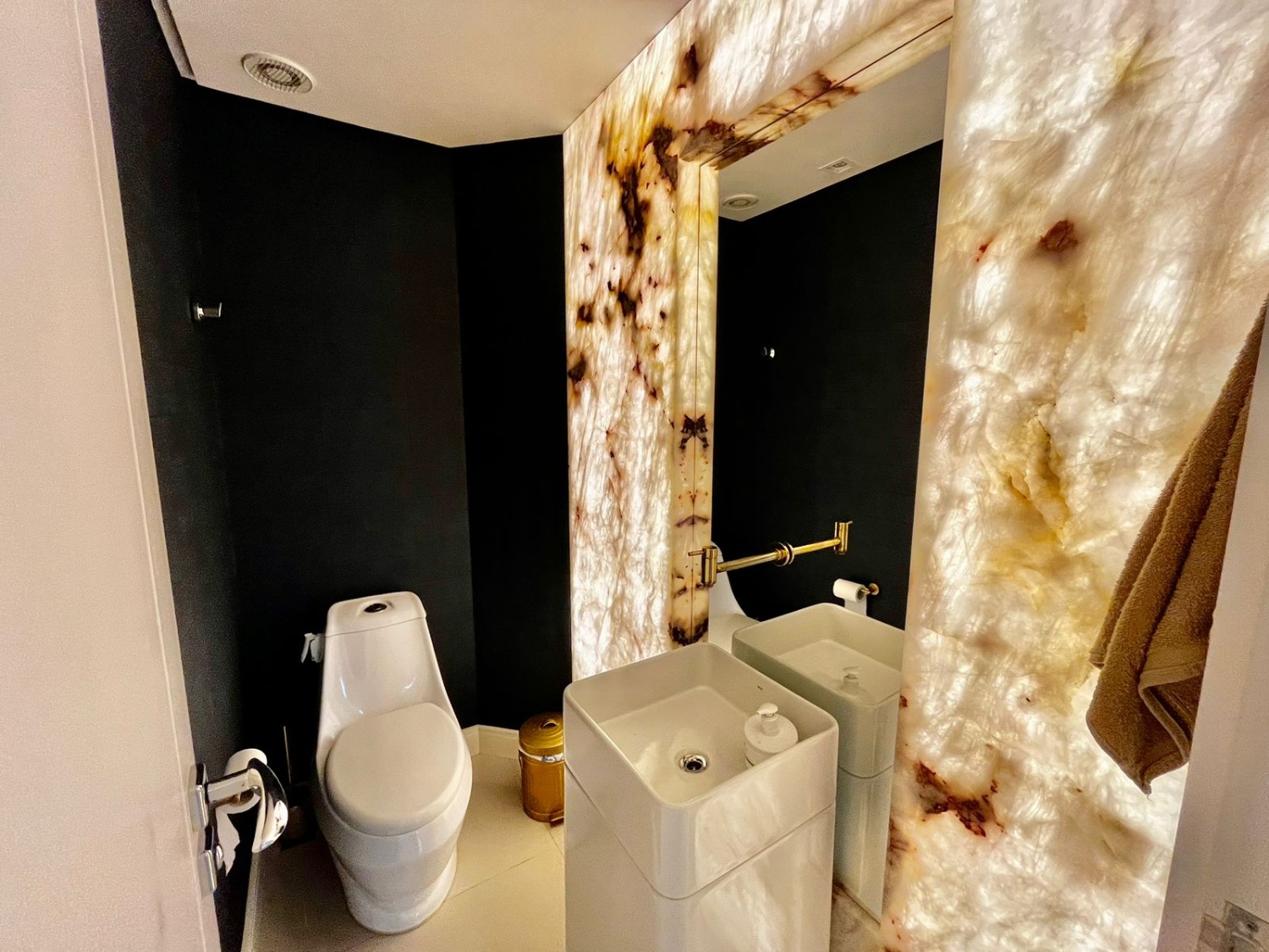 Apartamento no Ed. Solar Gonçalves em Balneário Camboriú - foto 5