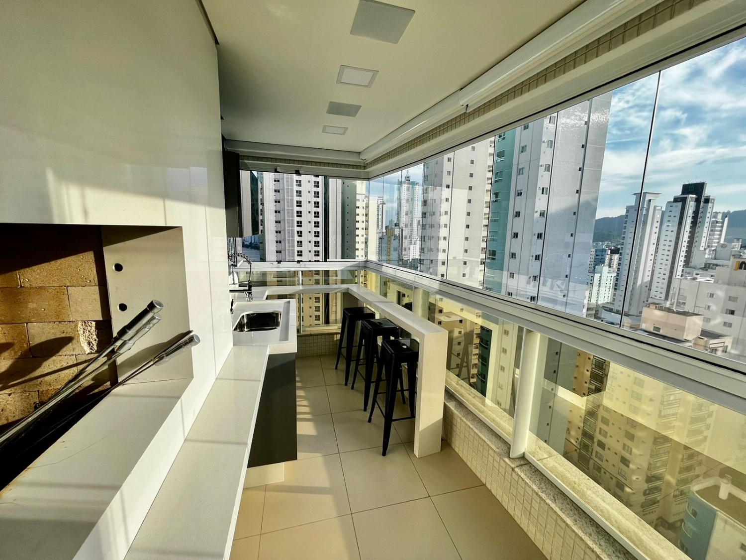 Apartamento no Ed. Solar Gonçalves em Balneário Camboriú - foto 22