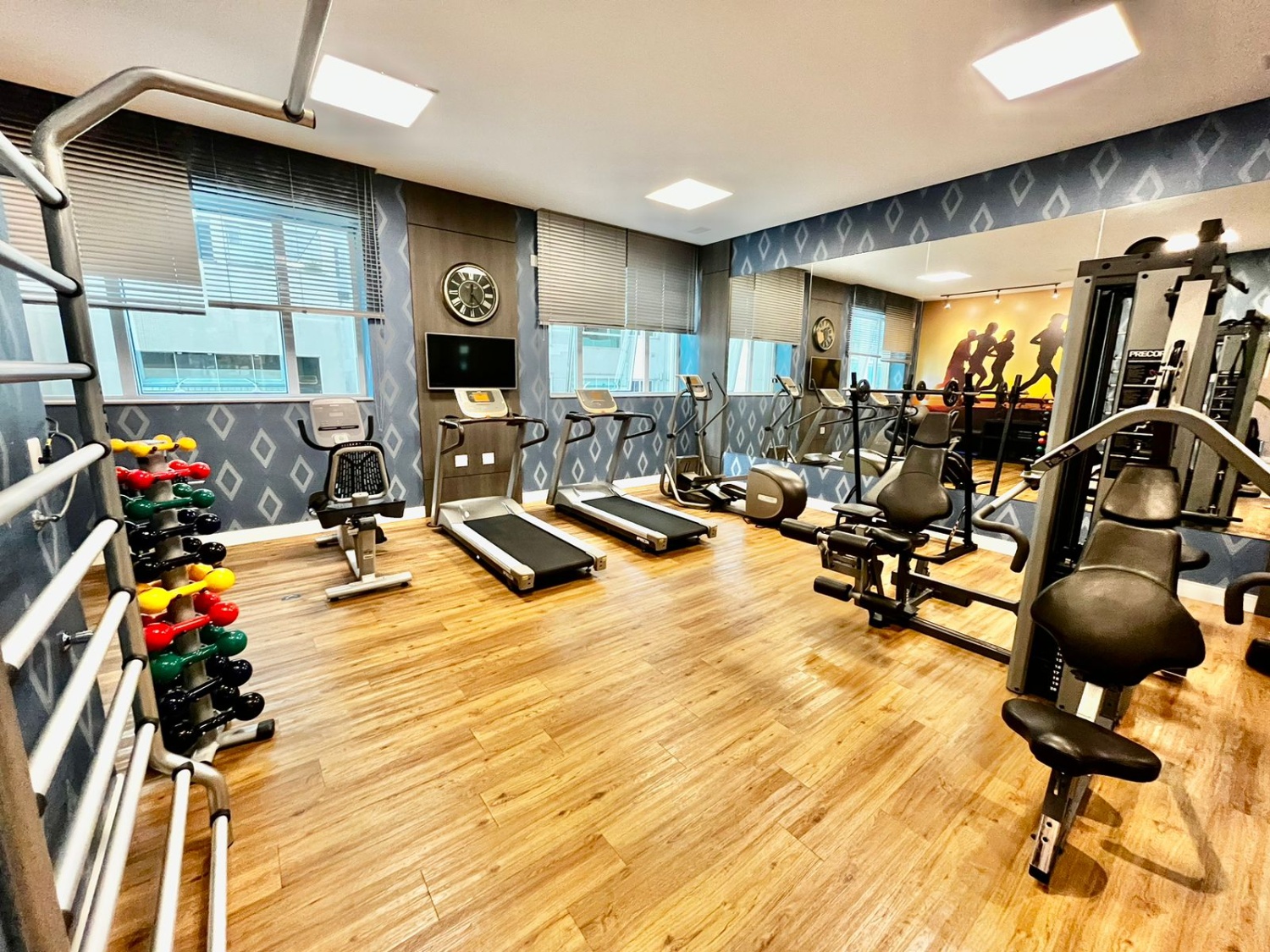 Apartamento no Ed. Solar Gonçalves em Balneário Camboriú - foto 35