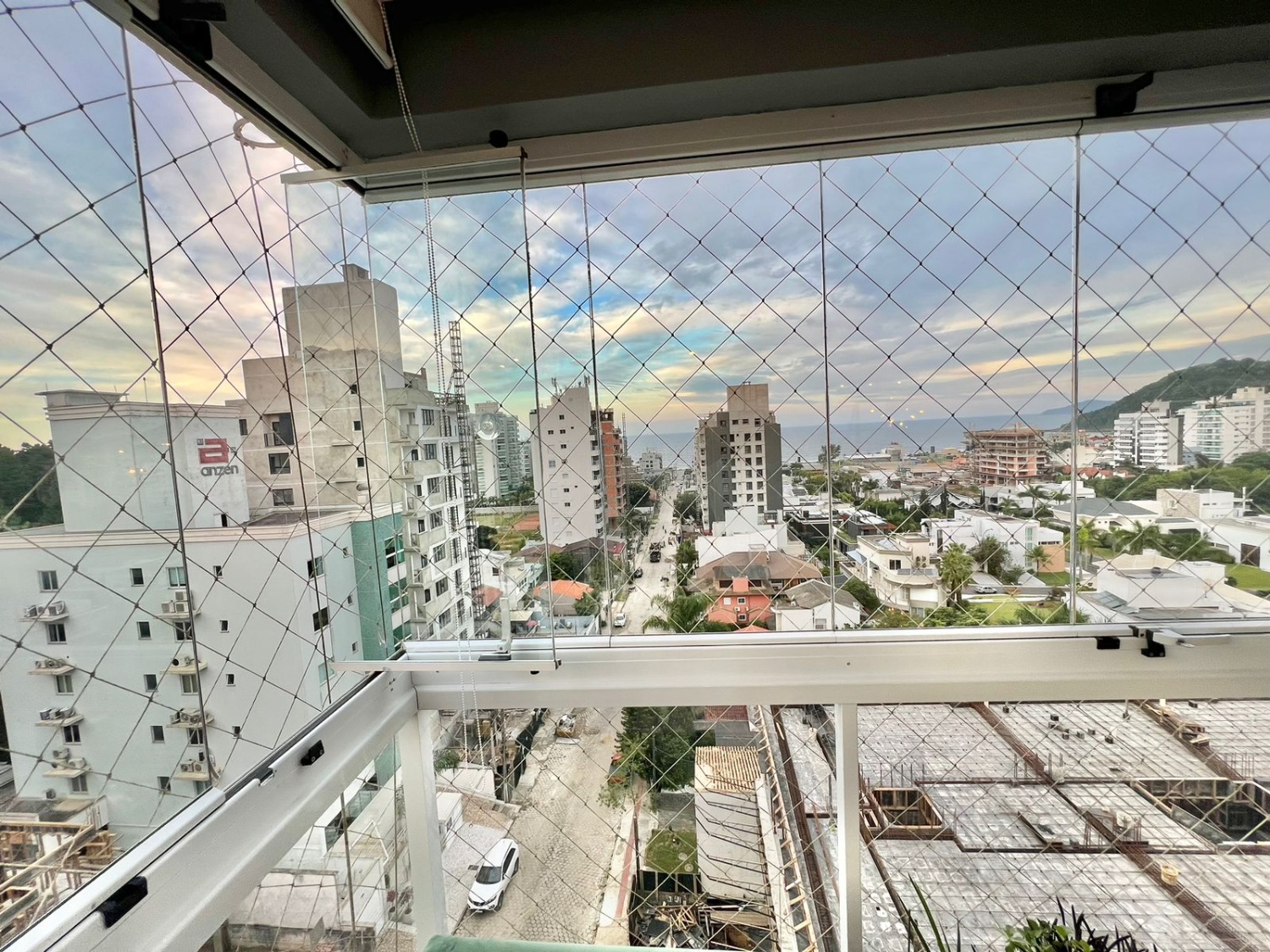 Apartamento no Ed. Leonardo da Vinci na Praia Brava em Itajaí