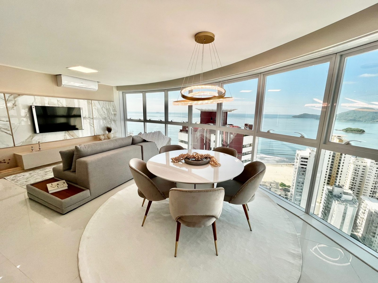 Olympo Tower - Apartamento no Ed. Olympo Tower em Balneário Camboriú