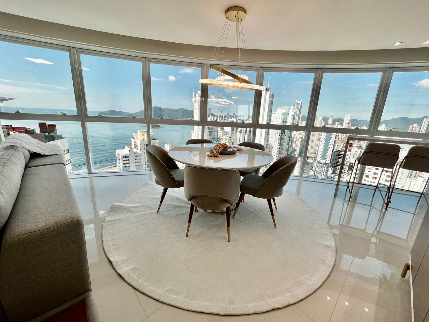 Olympo Tower - Apartamento no Ed. Olympo Tower em Balneário Camboriú