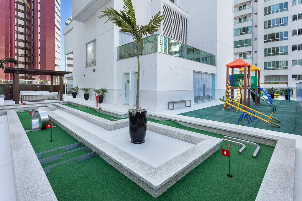 Apartamento no Ed. Olympo Tower em Balneário Camboriú - foto 30