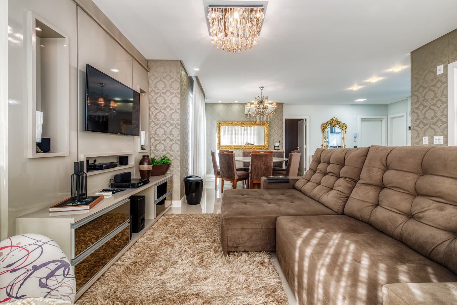 Apartamento no Ed. Solar Gonçalves em Balneário Camboriú - foto 3