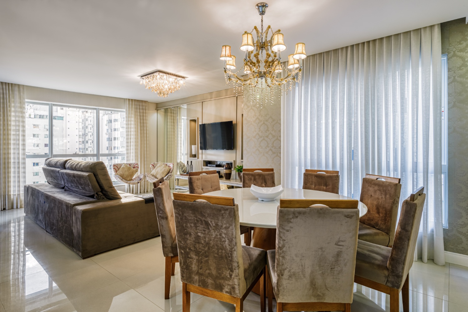 Apartamento no Ed. Solar Gonçalves em Balneário Camboriú - foto 4
