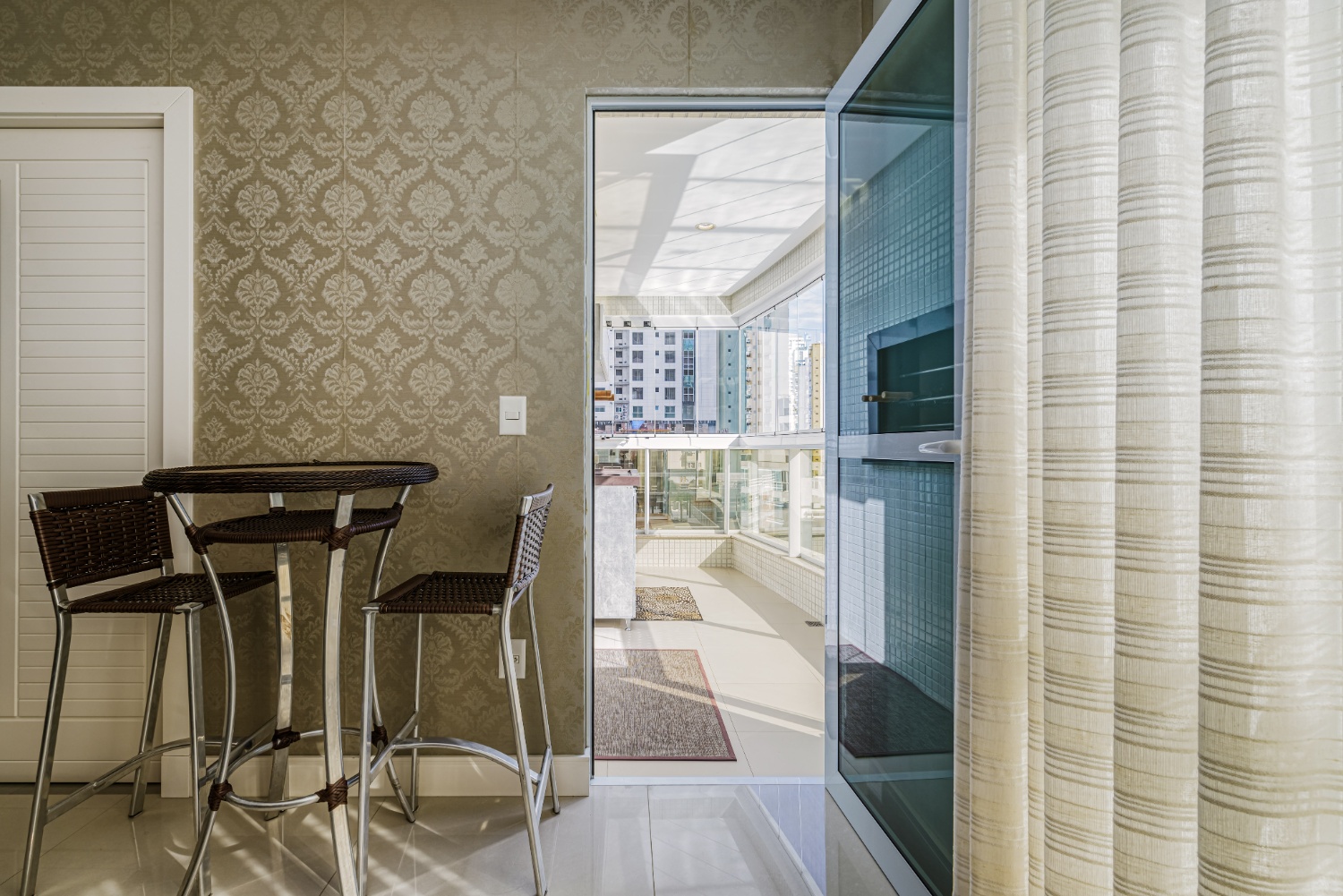 Apartamento no Ed. Solar Gonçalves em Balneário Camboriú - foto 6