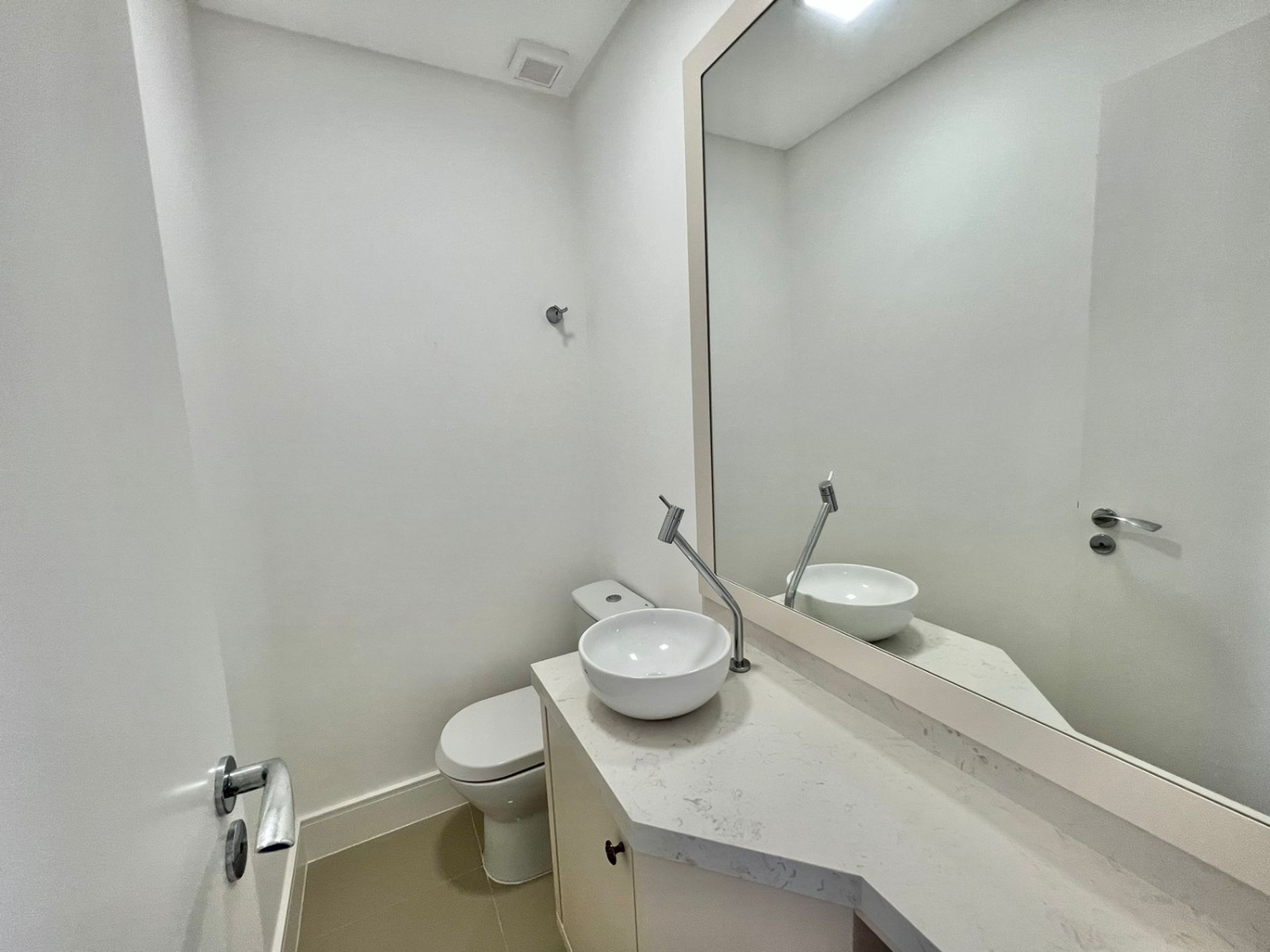 Apartamento no Ed. Mirante das Águas em Balneário Camboriú - foto 14