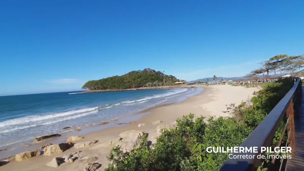 Mansão em Condomínio com Vista para o Mar na Região de Balneário Camboriú - foto 9
