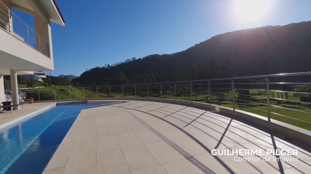 Mansão em Condomínio com Vista para o Mar na Região de Balneário Camboriú - foto 11