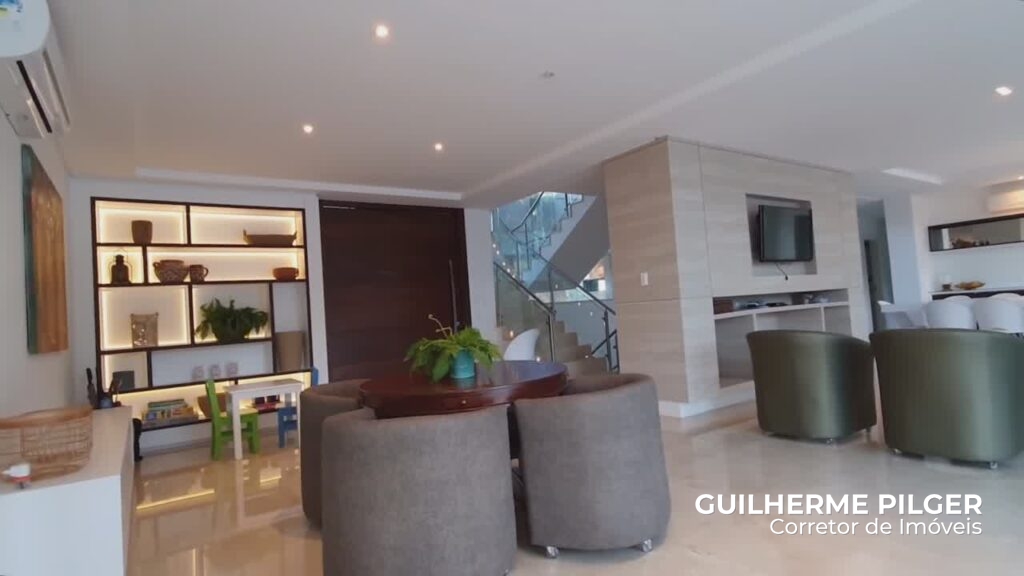 Mansão em Condomínio com Vista para o Mar na Região de Balneário Camboriú - foto 12