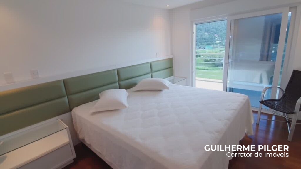 Mansão em Condomínio com Vista para o Mar na Região de Balneário Camboriú - foto 21