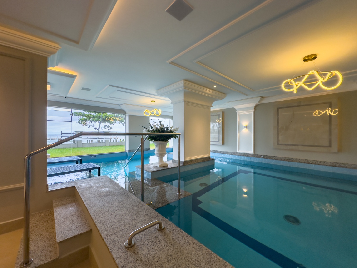 Apartamento no Ed. Château de Florence em Itapema - foto 15