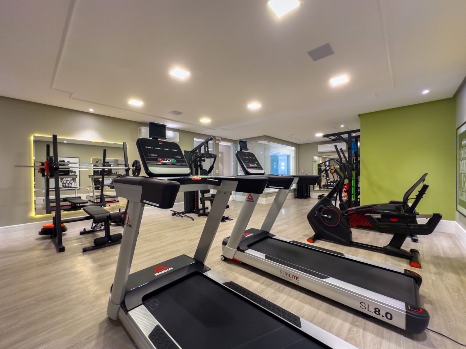 Apartamento no Ed. Château de Florence em Itapema - foto 28