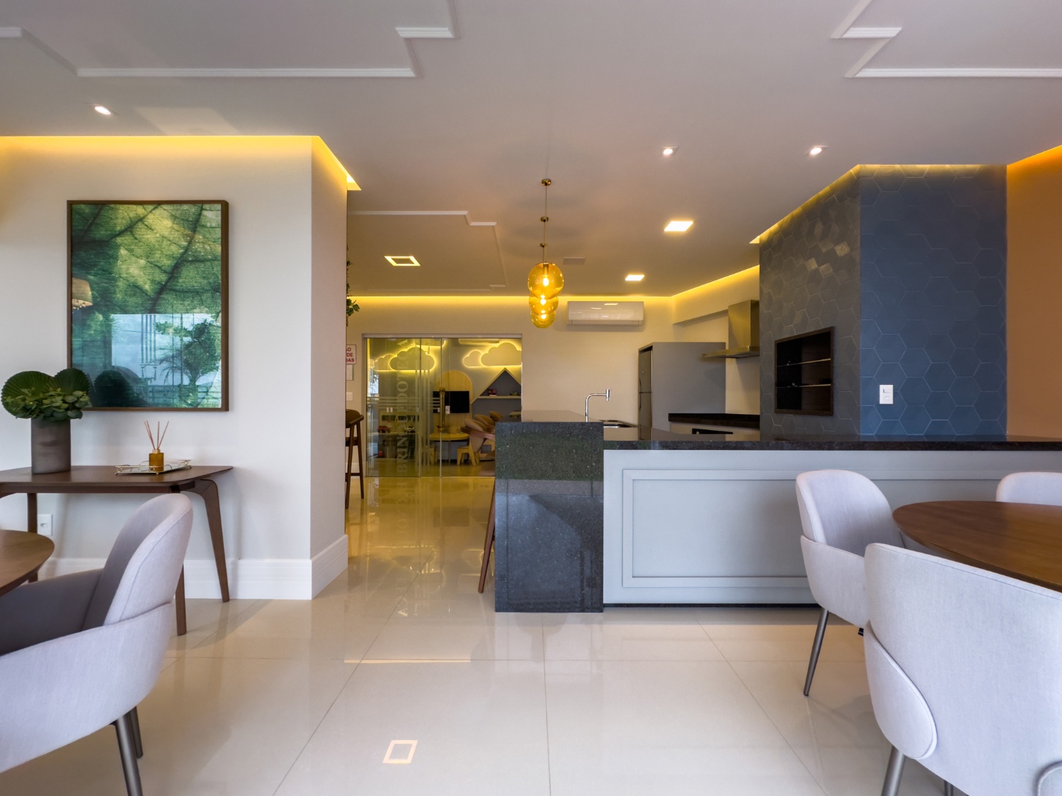 Apartamento no Ed. Château de Florence em Itapema - foto 31