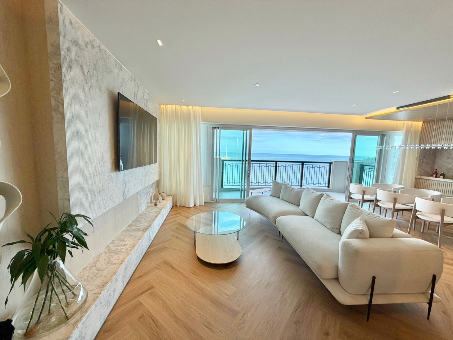 Apartamento no Ed. Aurora Exclusive Home em Balneário Camboriú