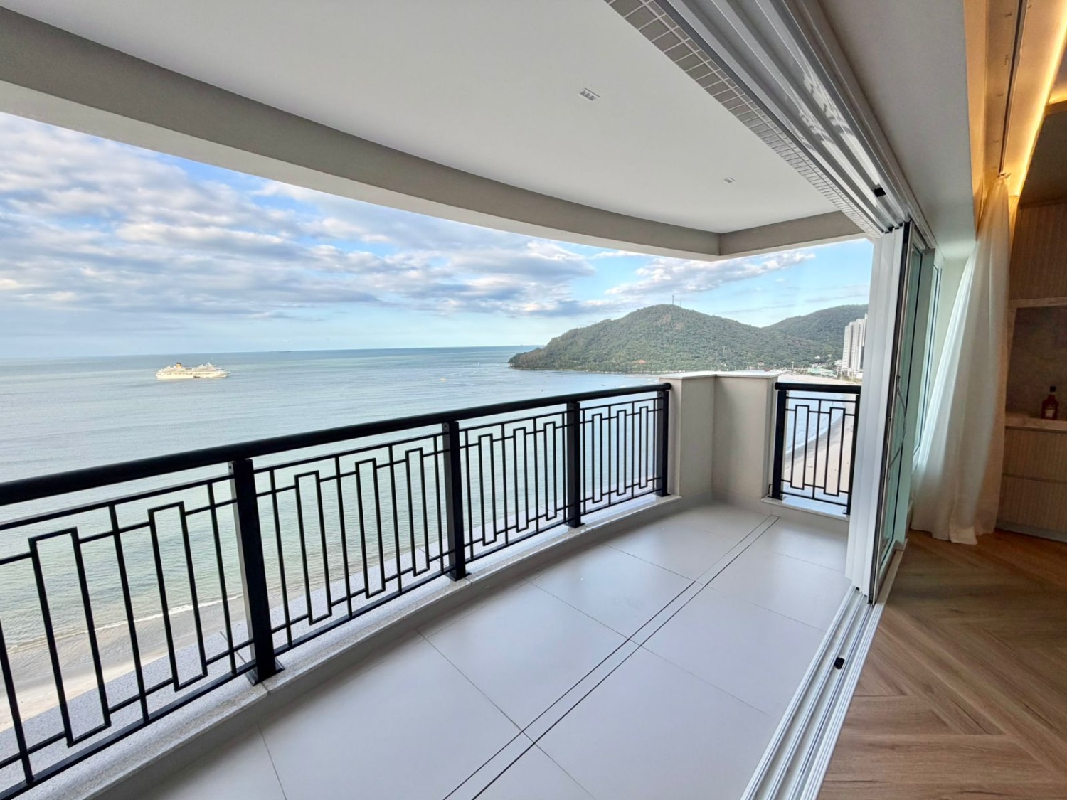 Apartamento no Ed. Aurora Exclusive Home em Balneário Camboriú - foto 4