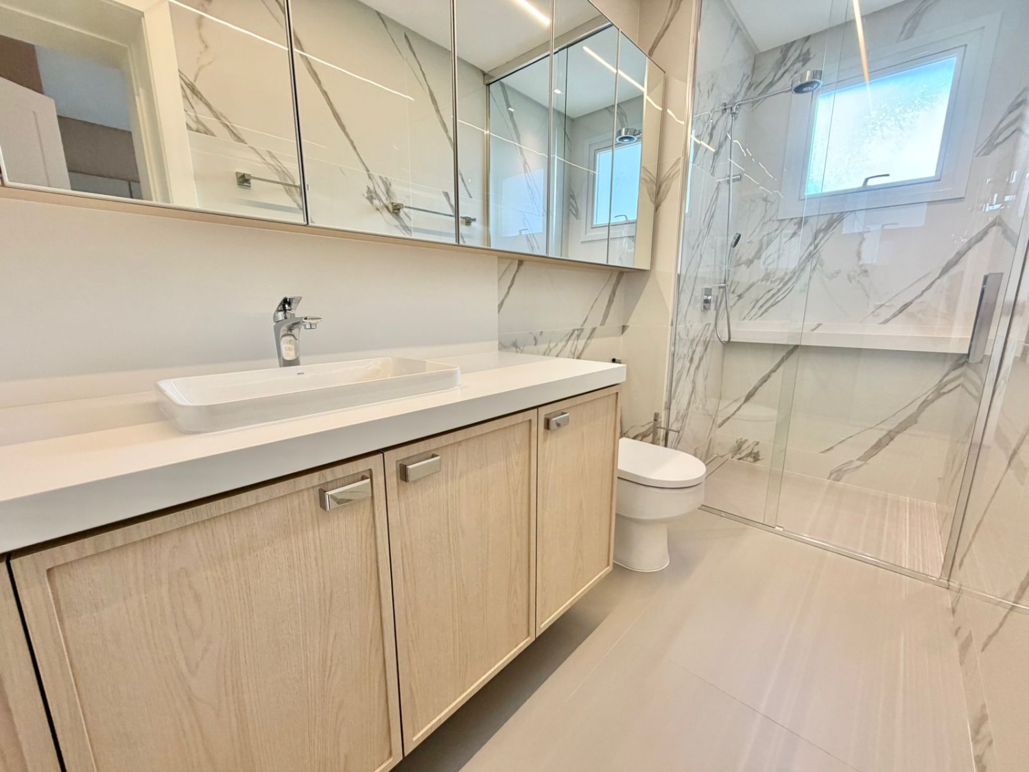 Apartamento no Ed. Aurora Exclusive Home em Balneário Camboriú - foto 16