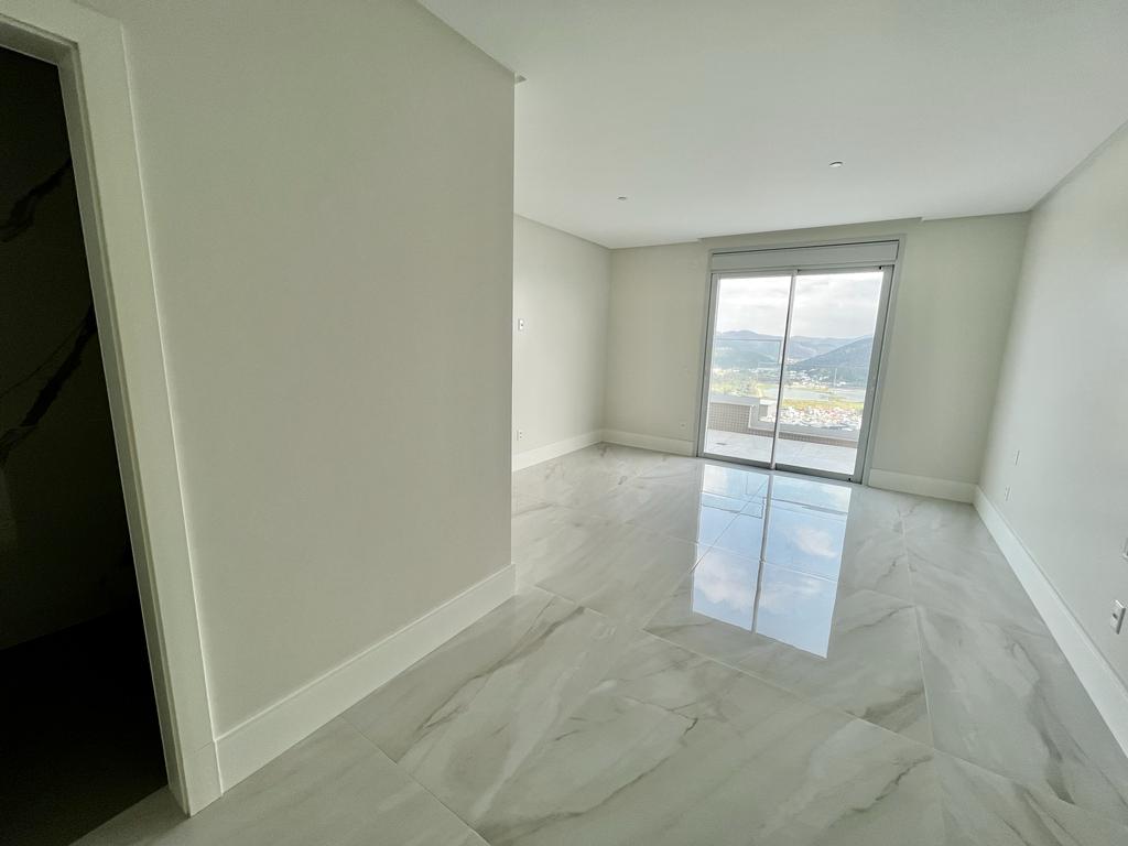 Cobertura duplex no Ed. Aurora Exclusive Home em Balneário Camboriú - foto 8