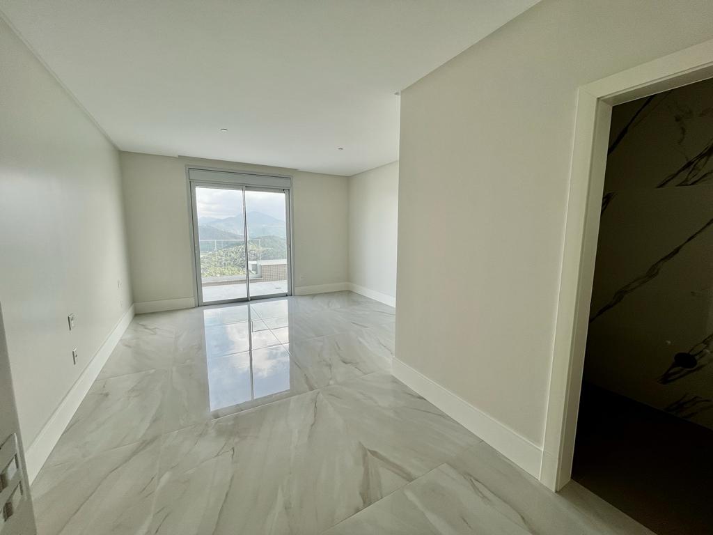 Cobertura duplex no Ed. Aurora Exclusive Home em Balneário Camboriú - foto 9