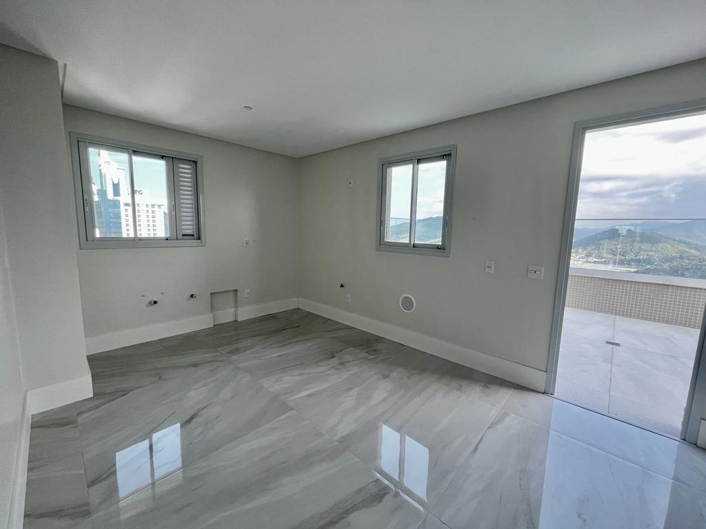 Cobertura duplex no Ed. Aurora Exclusive Home em Balneário Camboriú - foto 10